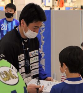 CSR_年度別活動報告_アヴェントゥーラ川口
